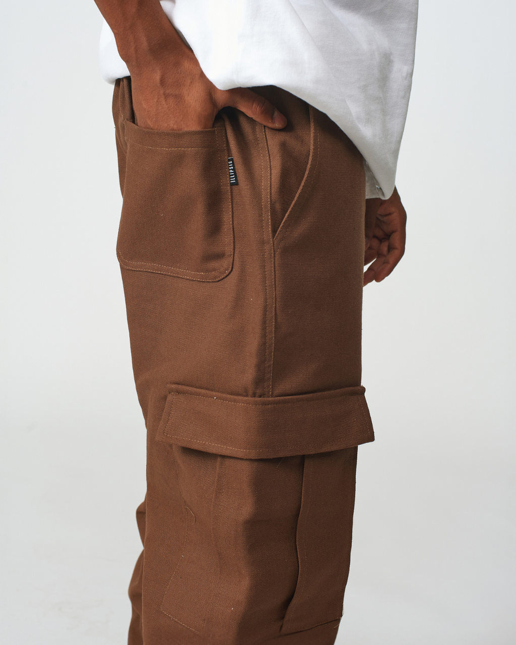 BROWN CARGO