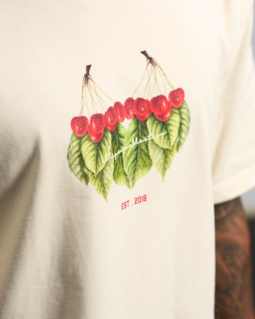CHERRY CREAM T-SHIRT